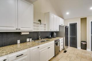 Outdoor Entertainment Area Spacious Midland Home! - 2