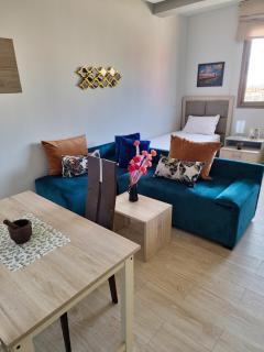 cozy studio ideal location - 9