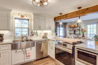 Private On-Site Boat Dock Cabin on Lake Jordan - - 3