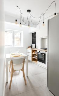 Charming downtown apartment with park view - 1