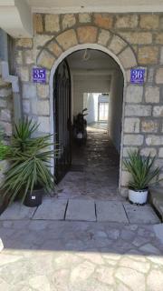 Woodpecker Backpacker Hostel - 6