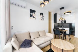 Apartament ZŁOTY Ku Morzu, 150 m od plaży USTRONIE MORSKIE, podgrzewany basen, prywatny parking, klimatyzacja, duży balkon - 9