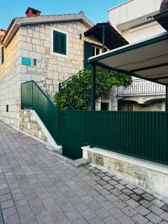 L&L Kamena House Apartments - Baška Voda - 6