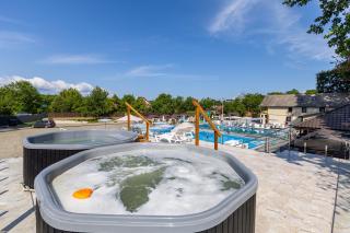 OASIS Hotel NEW 2025 - Solotvino - 4