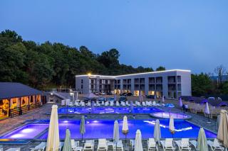 OASIS Hotel NEW 2025 - Solotvino - 6