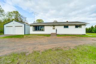 Fishers Retreat Hayward Home, Near ATV Trails! - Seeley - 0