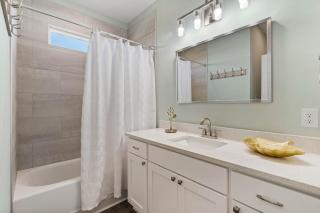 Sunshine Bay Beach House - Gulf Shores - 4