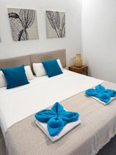Can Isabel, apartamento con piscina, restaurante y zona de juegos - Cala'n Porter - 2