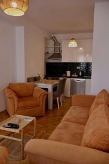 City Charm Apartment - 9