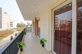 Hotel O Himalaya Residency - Gurgaon - 1