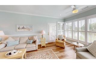 Litchfield Beach Retreat Lakeside Villa Serenity - Pawleys Island - 9
