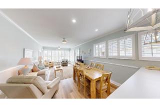 Litchfield Beach Retreat Lakeside Villa Serenity - Pawleys Island - 3