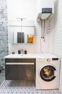 Stylish 1BR Near Taksim & Bosphorus w Great Design - Istanbul - 1