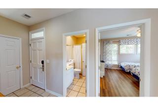 Coastal Charm 2BR Villa Lakeside Resort Amenities - Pawleys Island - 8