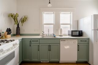 Hipster Vibe Apartment - Food Carts & Live Music - Portland - 9