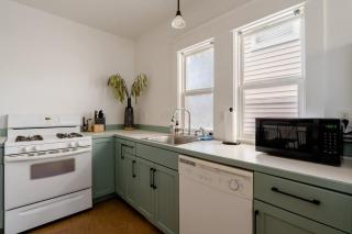 Hipster Vibe Apartment - Food Carts & Live Music - Portland - 4