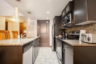 Perfect Canmore Base, Parking & Banff Pass - 4