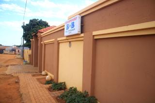 EvehomeStay B&B - Soshanguve - 8