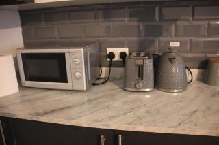 Tastefully furnished and Cosy 2-bedroom house - South Shields - 4