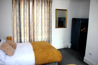 Tastefully furnished and Cosy 2-bedroom house - South Shields - 1