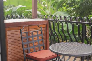 Abu Dhabi Suites 2BR w Balcony & Pool - 5