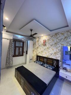 Independent 1 BHK Apartment In New Delhi - Neu-Delhi - 4
