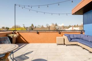 Portland Penthouse Retreat- Roof Deck & Food Pods - Portland - 3