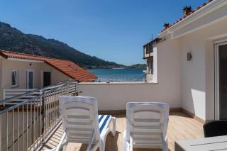Apartamentos Ezaro Beach - 7