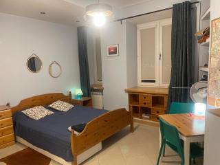 Cozy 30 m Studio near Uni, OldTown, Chopin Museum - Warsaw - 8