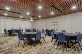 Best Western Cedar Park Inn - Edmonton - 3