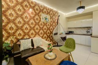 City view stay by Royal Rooms - Noida - 3