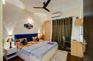 City view stay by Royal Rooms - Noida - 5