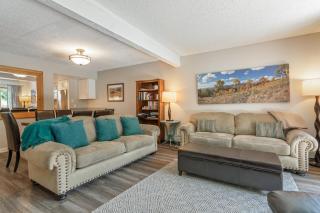 On Gore Creek, Pet Friendly, Steps from Free Bus Stop & Great Value - 9
