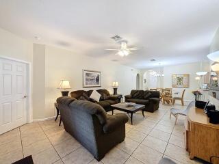 Walk to Silver Spurs Rodeo and Heritage Park home - 5