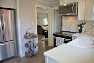 Great Deck with Gas Grill, Outdoor Firepit, 2 Blocks From Main Street - 6