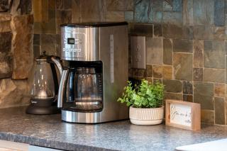 Pool Table, Expansive Mountain Views, New Construction, Close to Town - 2