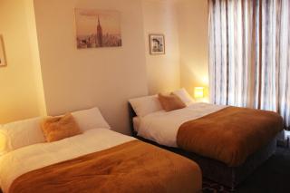 Tastefully furnished and Cosy 2-bedroom house - South Shields - 0