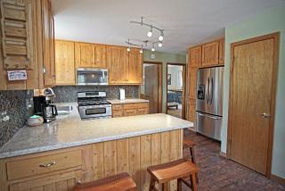 Pet Friendly, Firepit, Wrap around Porch, Close to Lake Granby and Highland Marina - 1