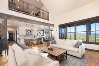 Luxury Home, Game Room, Outdoor Fireplace, Amazing Views - 4