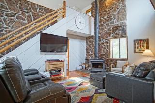 New Listing, Great Backyard with Firepit, Pet Friendly, Wood Burning Stove - 9