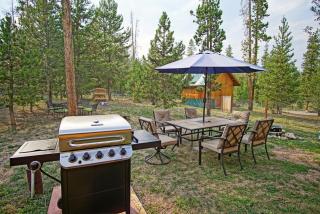 New Listing, Great Backyard with Firepit, Pet Friendly, Wood Burning Stove - 7