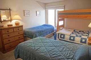 Wrap Around Deck, Firepit, Panoramic Views, Close to Downtown Grand Lake - 1