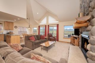 Private Garage, Washer and Dryer, Amazing Views of Byers Peak, Pet Friendly - 6