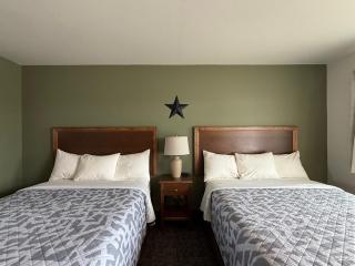 The Trail Inn & RV Sites - Selby, SD - HWY 12, HWY 83 - Selby - 0