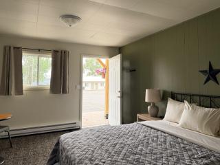 The Trail Inn & RV Sites - Selby, SD - HWY 12, HWY 83 - Selby - 4