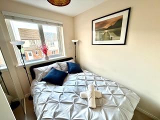 Torwood Townhouse - Fast WiFi and Free Parking - Edinburgh - 7