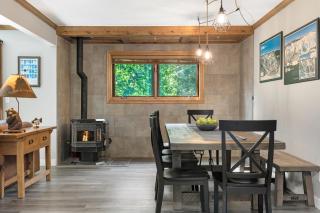 Private Hot Tub Overlooking Gore Creek, Parking for 4, Updated Townhome - Vail - 6