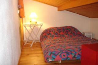 Maison bois dans village vacances 8 personnes - 0