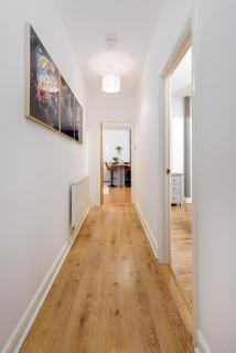 Explorer's Rest - Elegant Base by Historic Liverpool - Charming Apartments - Liverpool - 3