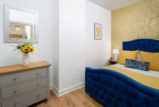 Explorer's Rest - Elegant Base by Historic Liverpool - Charming Apartments - Liverpool - 8